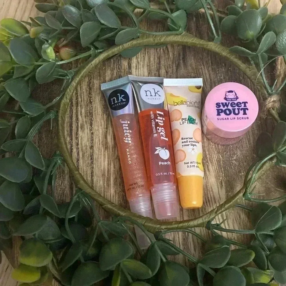 🆕Peach Lipcare Bundle 4pc🆕